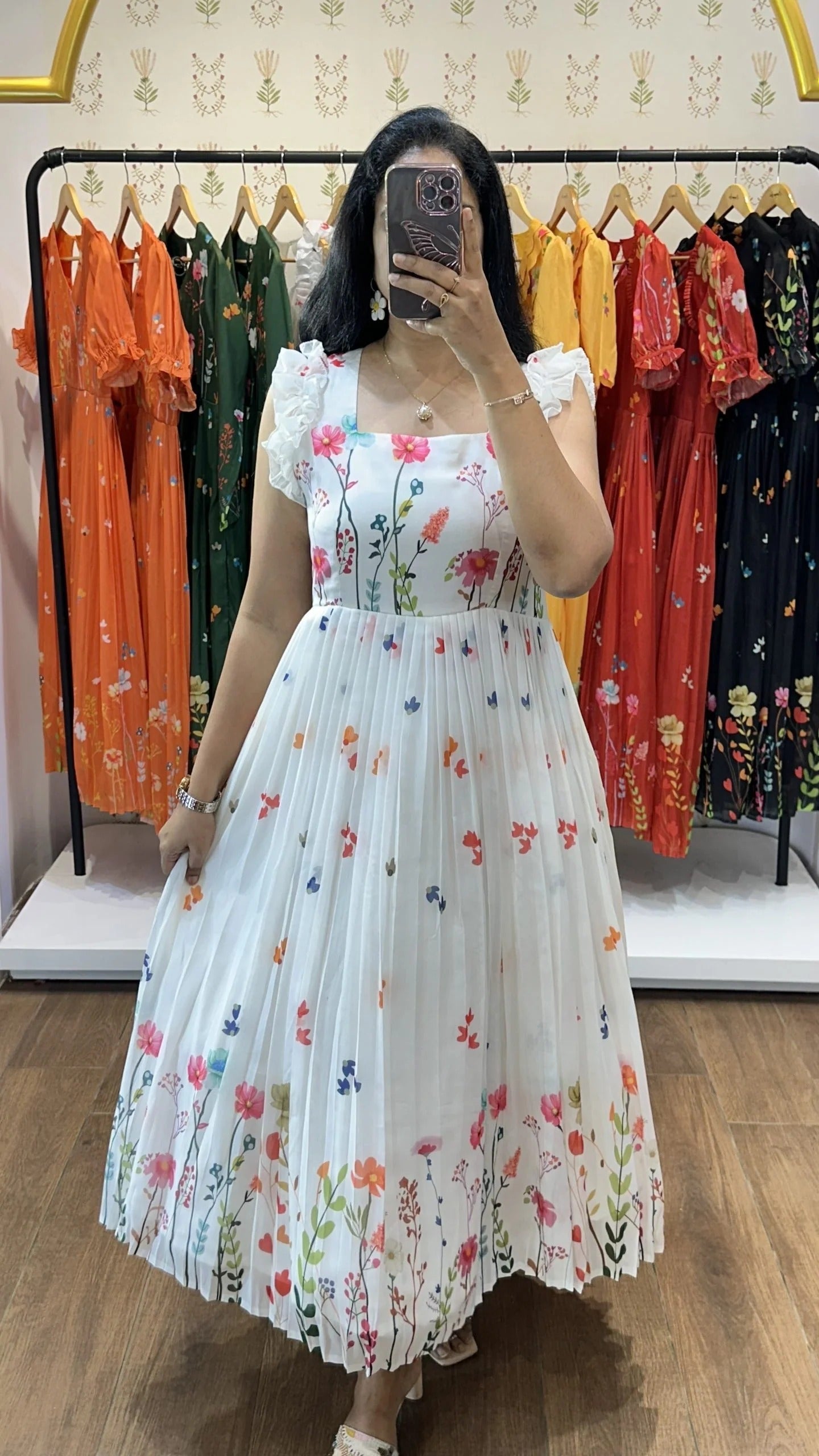 Aadhya White