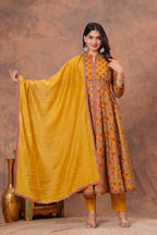 Gulaabo Charm Handblock Suit Set