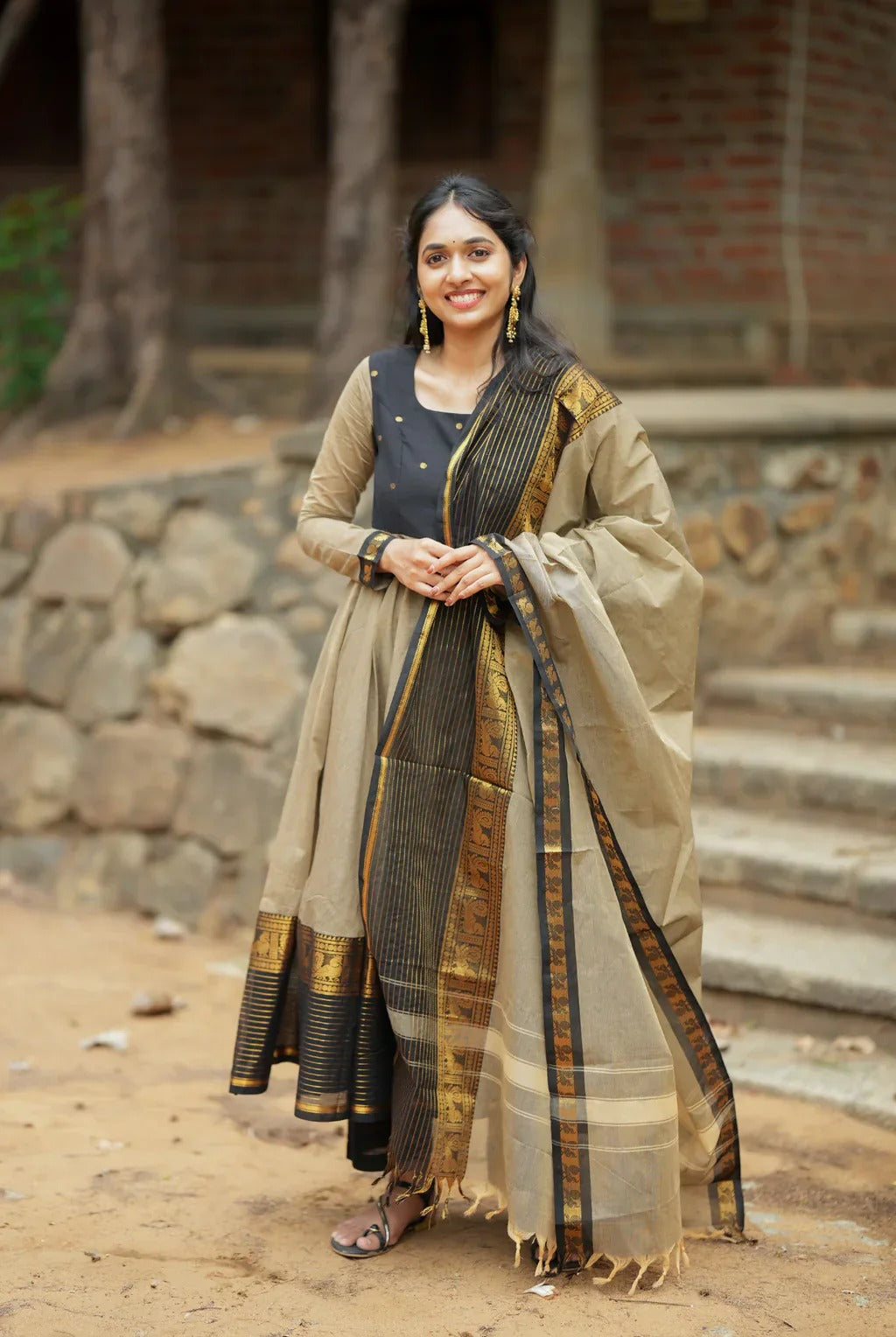 Kurti House -Black